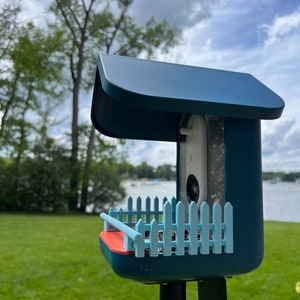 Picket Fence & Straight Perch Combination for Bird Buddy Feeder (Light Blue)