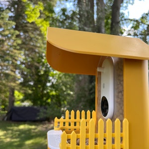 Picket Fence Accessory for Bird Buddy Feeder (Yellow)