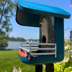 Country Fence & Perch Combination for Bird Buddy Feeder (Gray)