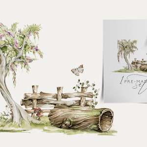 Puede incluir: Ilustraci&oacute;n de acuarela de una escena de bosque caprichosa con un sauce llor&oacute;n, una valla de madera, un tronco y una mariposa. La escena est&aacute; pintada en tonos de verde, marr&oacute;n y morado.