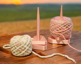 Spinning Heart Yarn Holder Tool for Knitting and Crocheting
