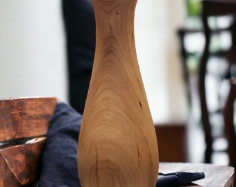 36.24 Handcrafted Wooden Bud Vase - Sustainable Home Decor - Dried Flower Vase