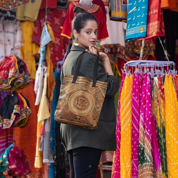 Weaved Pattern , Versatile , Eco Friendly , Durable Carry All, Stylish Shopper Bag, Reusable Grocery, Tote Bag (AOP)