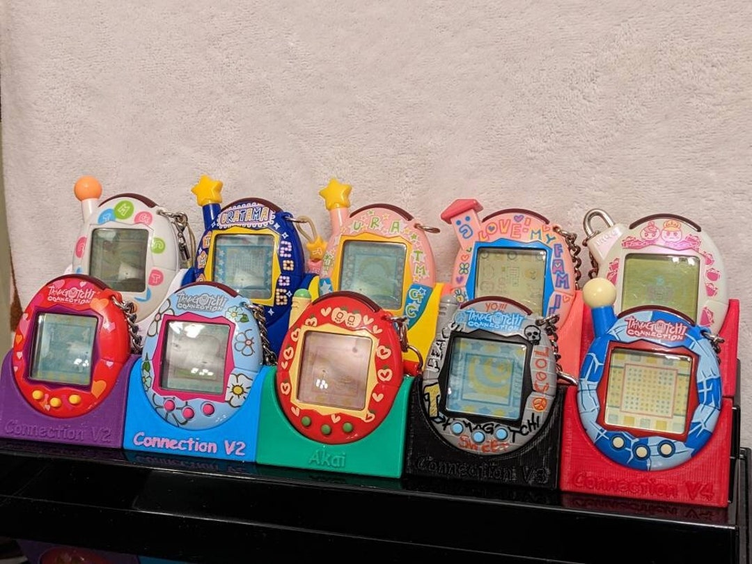 Customizable Tamagotchi Connection & Entama Stand / Cradle / Holder 3D