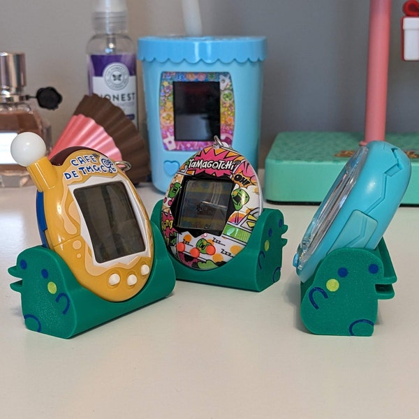 Kuchipatchi Tamagotchi Stand / Cradle / Holder - For Uni, Smart, Connections, Entama & Original