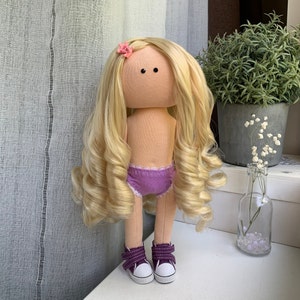 PDF Patrón y guía paso a paso 55 páginas para un cuerpo anatómico de muñeca de trapo Tilda de 28-30 cm. Patrón de muñeca y tutorial. imagen 9