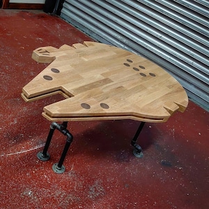 Millennium falcon steampunk coffee Table - Retro Industrial art space scifi