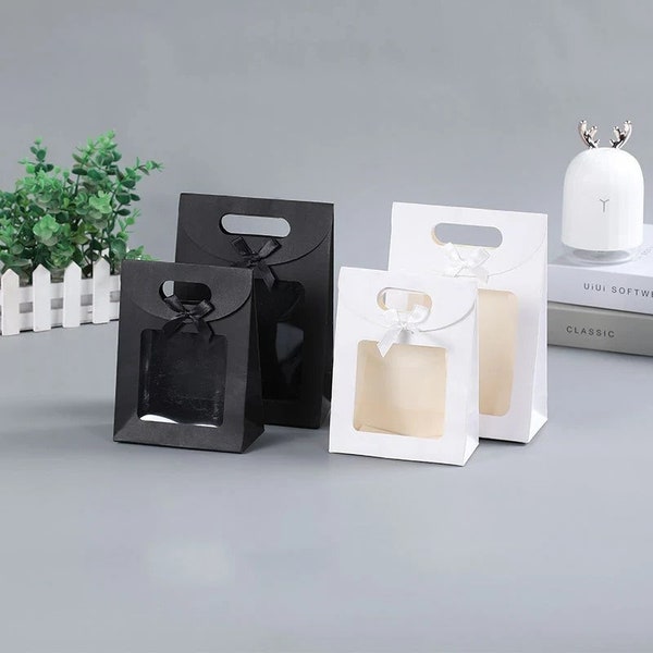 10pcs Wedding Favor Gift Bags Kraft Paper Bags with Bride and Groom Colors / Party Gift Packages with Transparent Window Black & White Bags