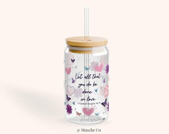 Vaso para beber con versículo bíblico floral