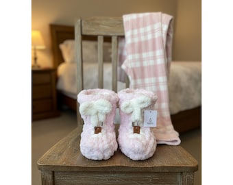 Handmade Chenille Cloud Booties - Cozy, Soft & Cloud-Like Comfort.