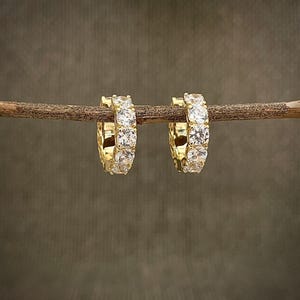 Diamond Huggie Hoops, Gold Diamond Hoop Earrings, Cubic Zirconia Hoops, Small Diamond Earrings, Thick Diamond Huggies, Small Diamond Hoops,