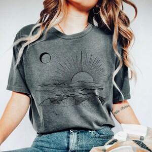 Comfort Colors Mountain Shirt - Country Shirt - Western Shirt - Southern Shirt - Vintage Shirt - Western Graphic Tee - Mountain Tee