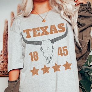Texas T Shirts - Western Shirt - Texas - Texas Gift - Country Shirt - Cowgirl Shirt - Vintage Shirt - Wild West Shirt - Country Girl Shirt