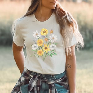 Wild Flowers Shirt, Wildflower Tshirt,, Floral T-shirt, Flower Shirt, Floral Tee, Wildflower Bouquet, Wild Flower Bouquet, Best Friend Gift