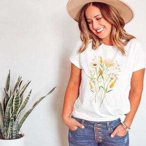 Wild Flowers Shirt, Wildflower Tshirt,, Floral T-shirt, Flower Shirt, Floral Tee, Gift for Her, Ladies Shirts, Best Friend Gift