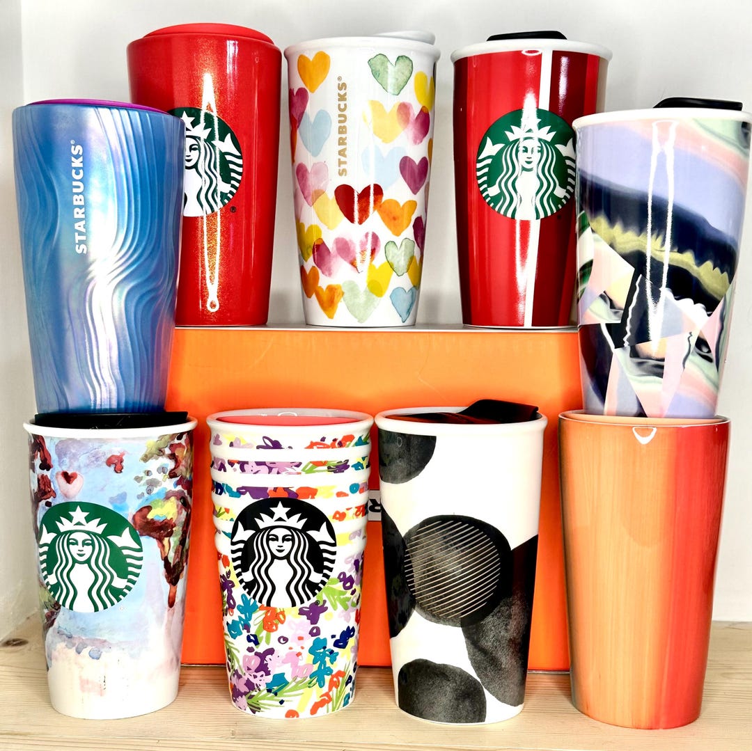 Les gobelets Starbucks se transforment en œuvres d'art