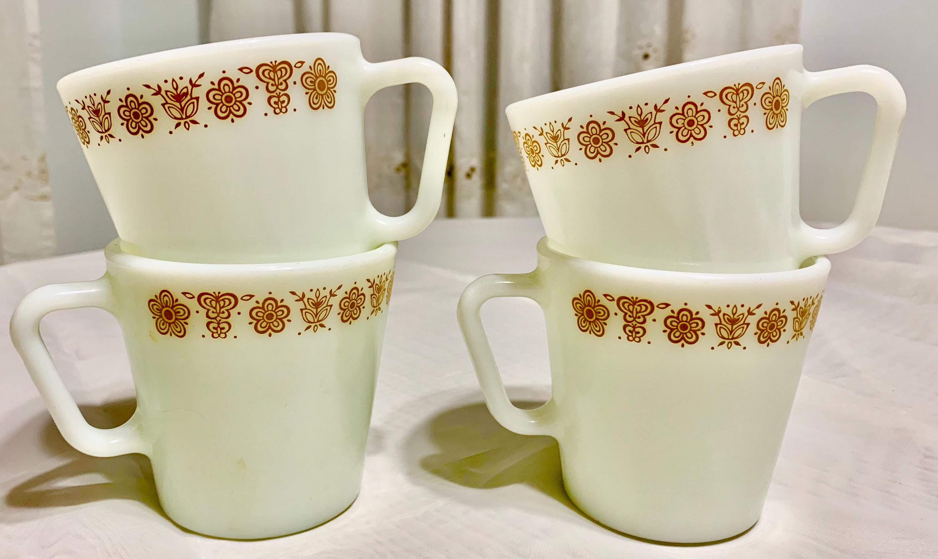 Pyrex Mugs Vintage Pyrex Milk Glass Coffee Mugs-set of Four - Etsy