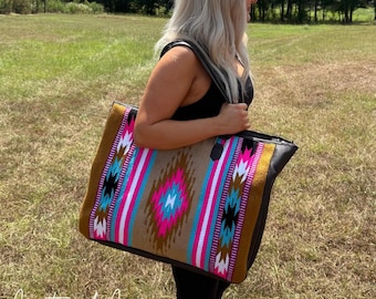 Pink Mesa Weekender