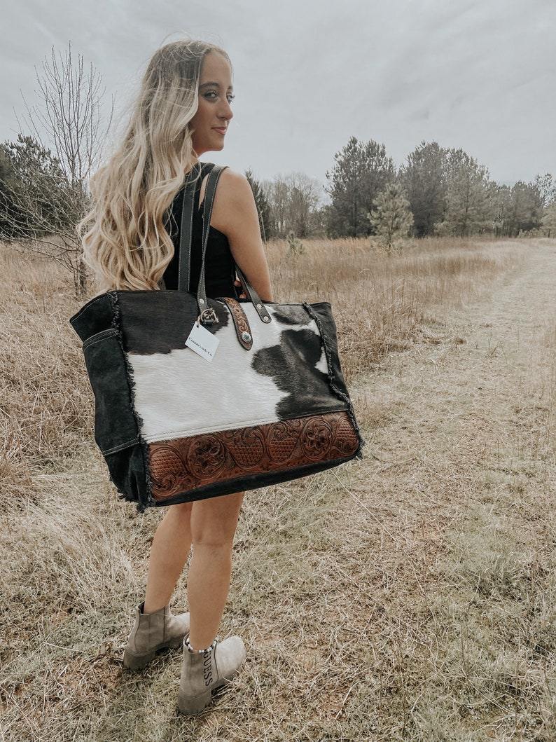 Rancho Cowhide Weekender Bag image 4