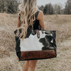 Rancho Cowhide Weekender Bag image 1