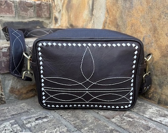 Boot Stitch Leather Purse by Countryside Co.
