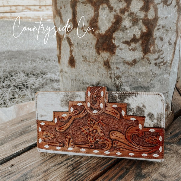 Loretta Cowhide Wallet by Countryside Co.