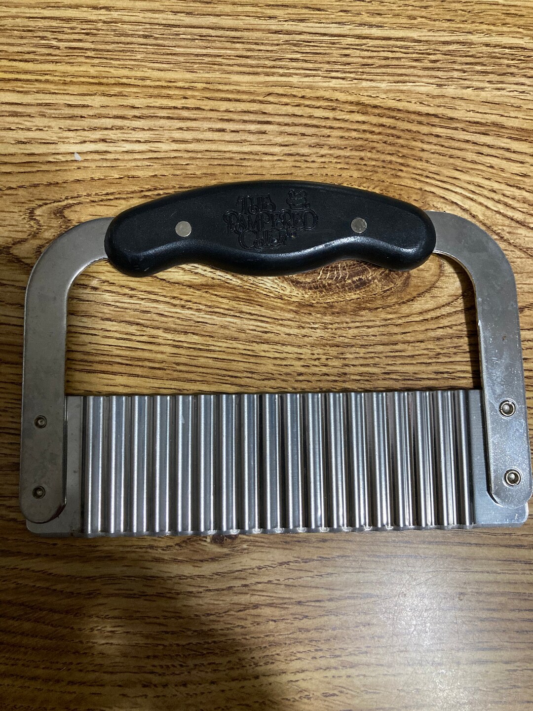 Pampered Chef Food Prep Crinkle Cutter Chopper Kitchen Use No