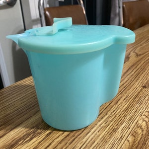 Vintage Light Blue/turquoise Tupperware Cream Container With 