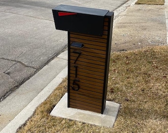 Modern Composite Slatwall Mailbox – Solar Light, Custom House Numbers