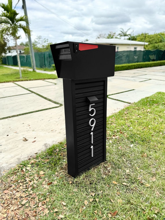 Black Contemporary Locking Mailbox Black Contemporary Locking Mailbox