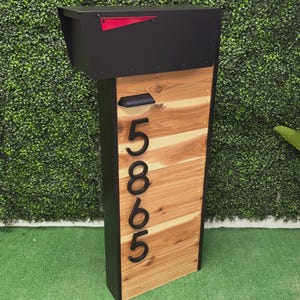 SOLARA SERENITY 2.0 Mailbox – Modern Cedar Mailbox With Post, Solar Light, Large House Numbers, Custom Mailbox, Outdoor Curb Appeal Upgrade