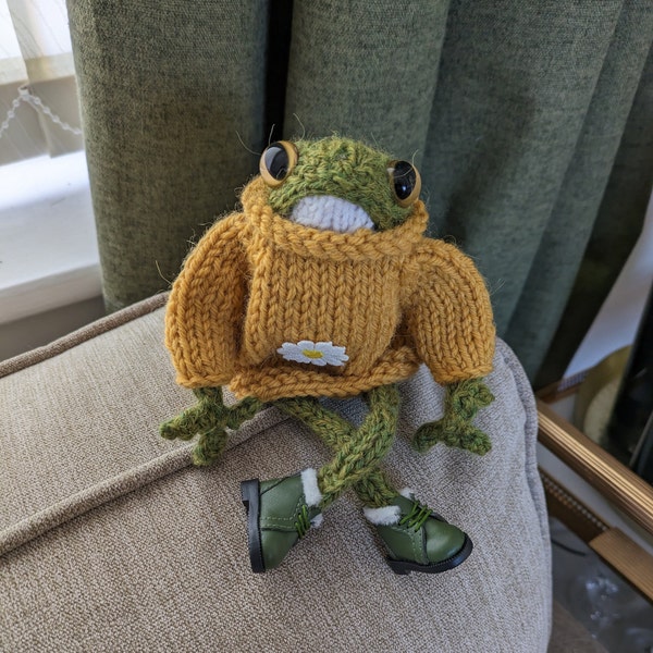 Hand Knitted Froggy, Birthday gift,