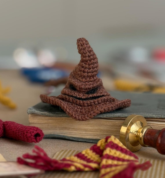 Wizard Sorting Hat Crochet Pattern PDF, Magic Hat Amigurumi