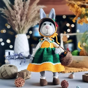 Crochet pattern cute Easter Bunny, amigurumi toy