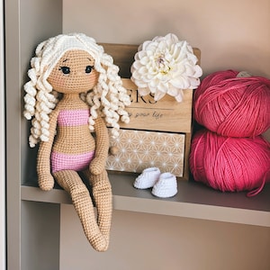 Crochet pattern doll base
