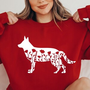 花柄のジャーマン シェパード SVG PNG、花柄のジャーマン シェパード ドッグ、警察犬 SVG、ジャーマン シェパード SVG、ワイルドフラワーのジャーマン シェパード、警察犬