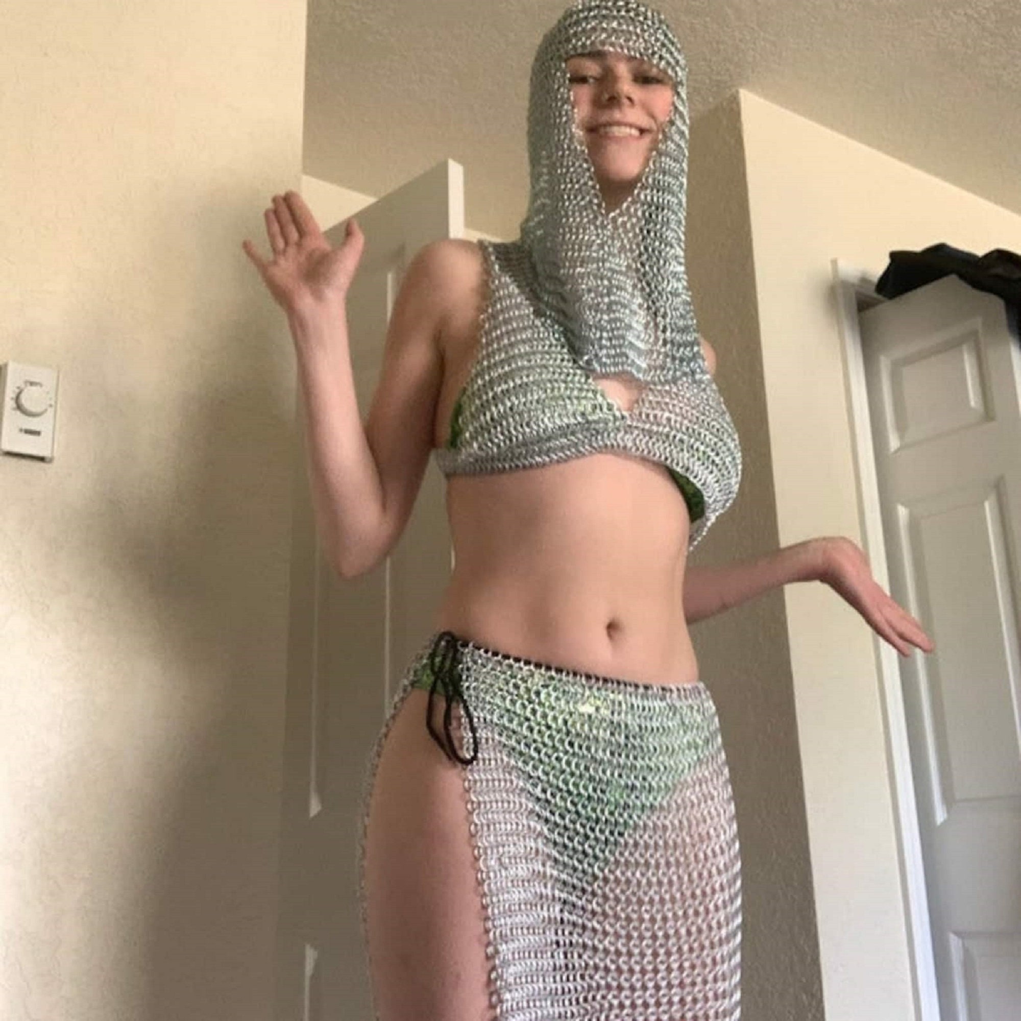 Medieval Womans Chainmail Costume ( Bra + Fore head band ) Antique