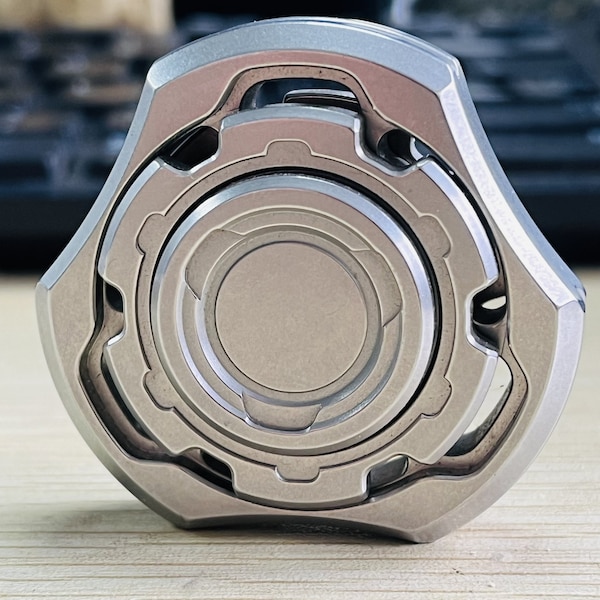 Dual-bearing Fidget Spinner Composed by 10 Components