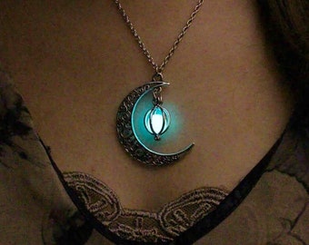 Moon Light Glowing Pendant Necklace Charm Jewelry Bead Silver Crescent Moon Luminous Glow in the Dark Chain Spiritual