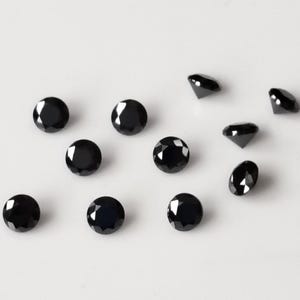 Lab Made Moissanite Black Color E-F Round 4.5 mm Brilliant faceted AAA Quality - Superb Cut & Luster Black Moissanite