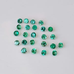 Natural Super Top Quality Green Emerald Diamond Cut 1.75 mm Round AAA Quality