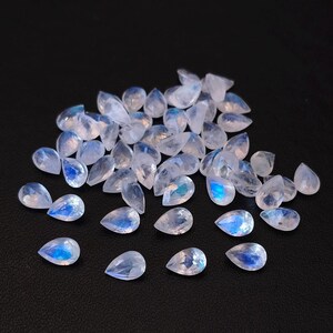 Natural Blue Flashy Rainbow  Moonstone pear Faceted 4x6 mm AA Quality - Rainbow Moonstone Good Blue Flashy Pear Faceted