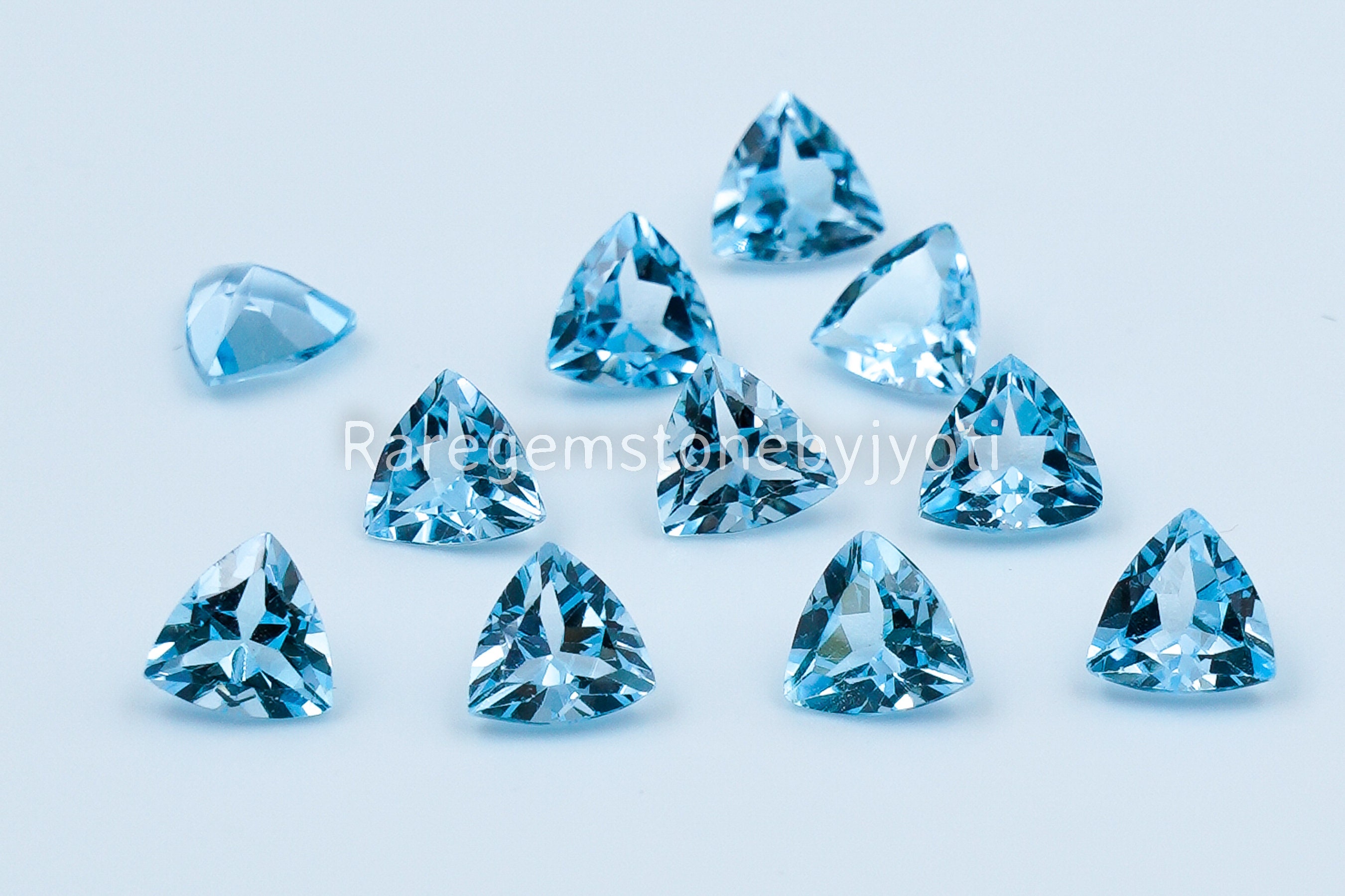 Lot De Topazes Bleues Naturelles Calibrées 5mm - Coupe Trillion - Brésil