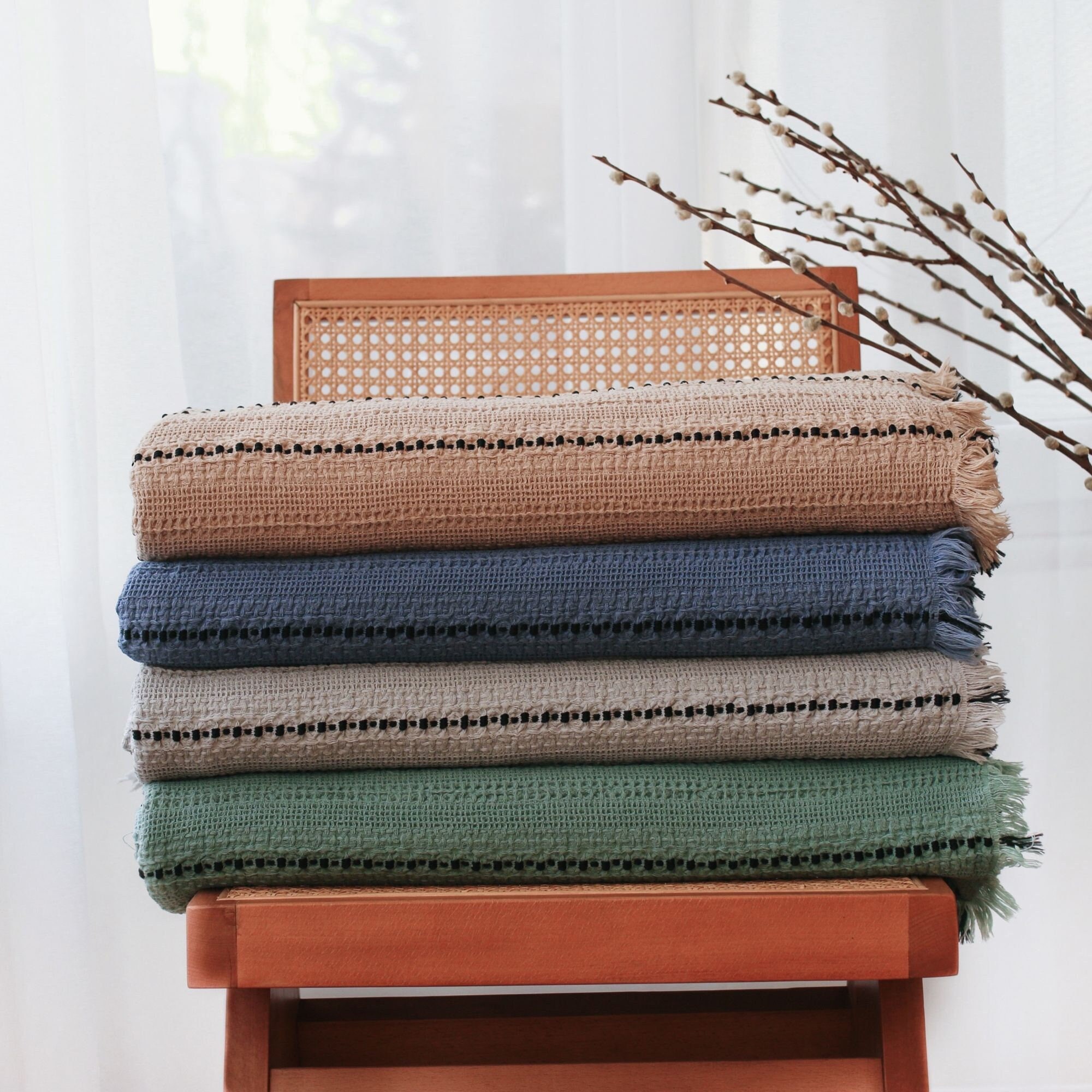 Boho Chic Handcrafted Bedspread Queen Size Luxurious Comfort for Your Bedroom Decor Bed Blanket