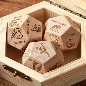 Custom Date Night Dice Set - Personalised Engraved Couple Dice,Date Night Gifts,Date Night Ideas, Gifts for Couples,Date Night Decision Dice