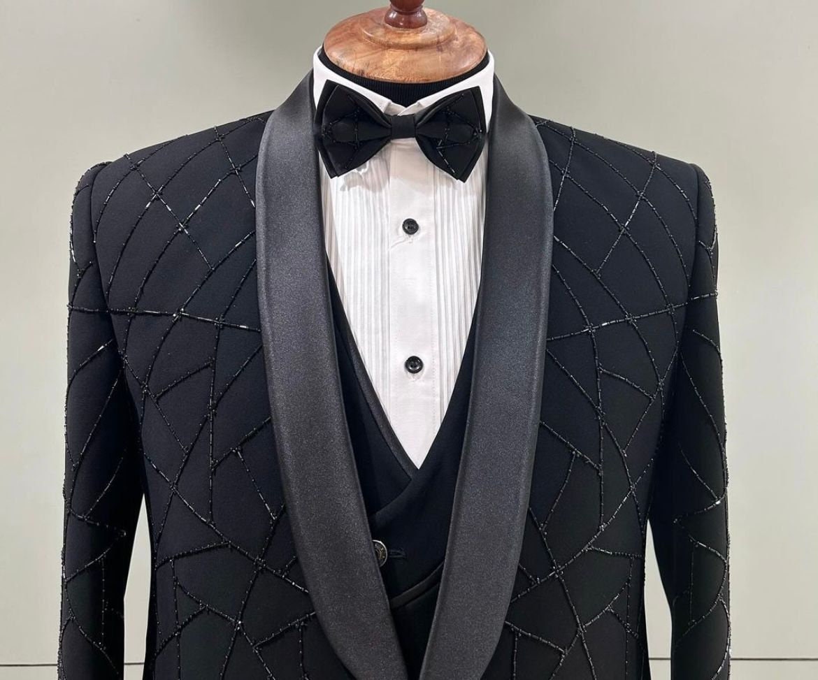 MANZINI PLATINUM 3-Piece Slim-Fit Men's Rhinestone Satin Floral Tuxedo Suit Black main image 0