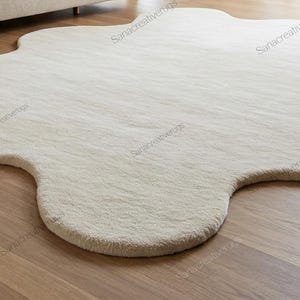 Ivory Wool Rug: Cloud Contour, Hand-tufted, Irregular Shape - Etsy