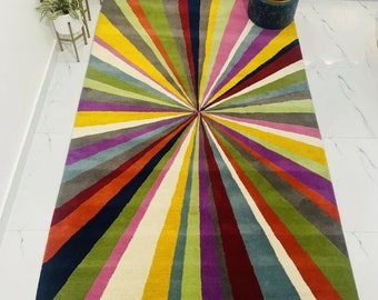 Radiance Wool Rug: Hand-Tufted Multicolor Sunburst Design