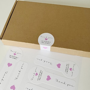 Etichette adesive di ringraziamento per piccole imprese con sigillo di scatola. Etichetta adesiva per piccole imprese per imballaggi Happy Post