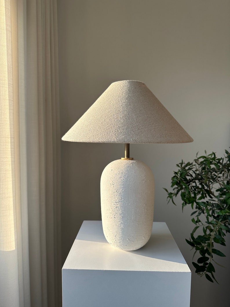 Gold Detailed Ceramic Textured Nordic Bohemian Contemporary Style Table Lamp / Bedside Lamp for Living Room, Entryway and Bedroom Decoration image 1